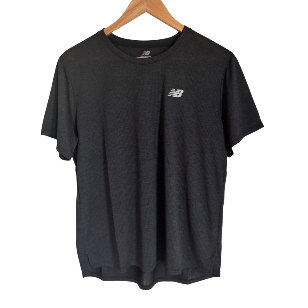 New Balance Women’s Athletic Tee T Shirt Size L Black Running Workout Top NWT